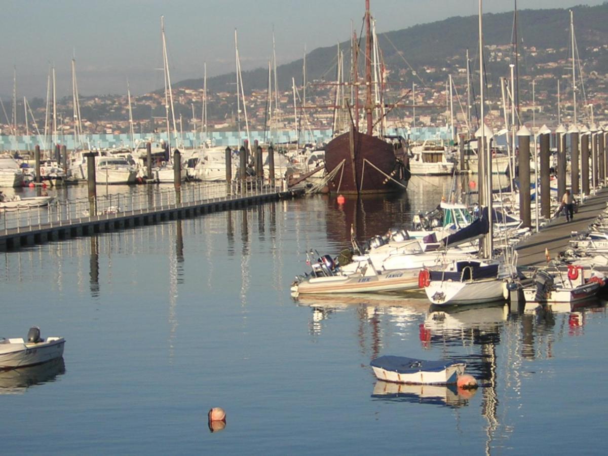 Ladeira Apartment Baiona Bagian luar foto